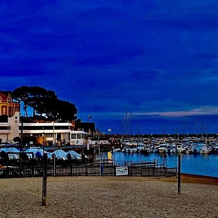サン・フェリウ・ダ・ギショルス1Ra Linea Platja De Sant Feliuアパートメント エクステリア 写真