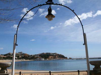サン・フェリウ・ダ・ギショルス1Ra Linea Platja De Sant Feliuアパートメント エクステリア 写真